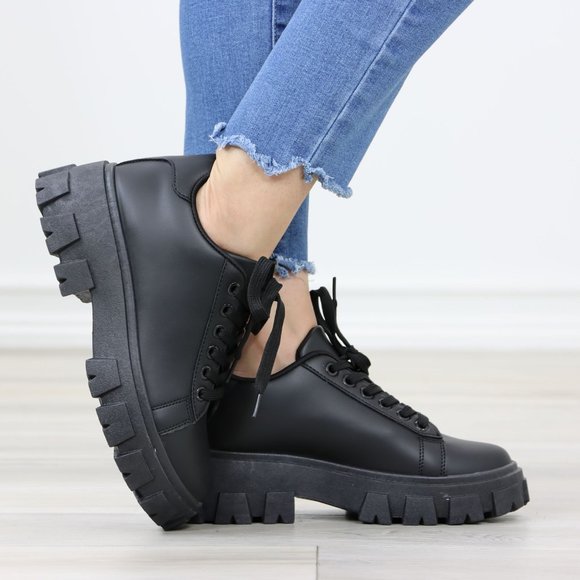 Shoes - Black Chunky Lace-Up Lug Sole Oxford  Platform Women's Shoes